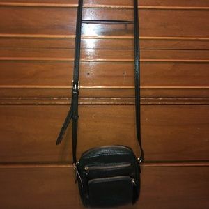 Banana republic cross body green snakeskin